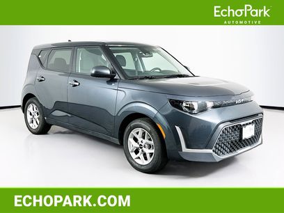 Used 2025 Kia Soul LX w/ LX Technology Package