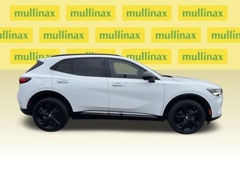 Used 2022 Buick Envision Essence w/ Technology Package II image 12