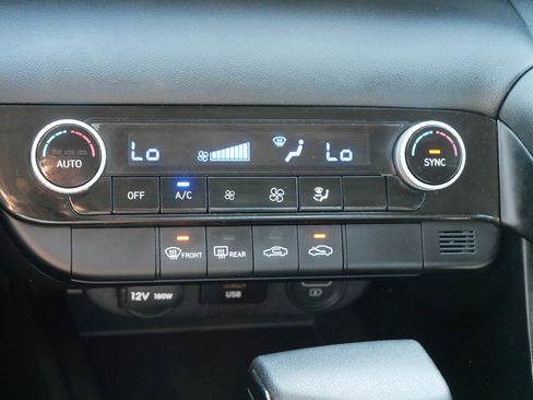 Certified 2023 Hyundai Elantra SEL FWD image 23