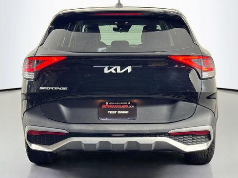 Used 2025 Kia Sportage EX image 6