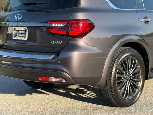 Used 2023 INFINITI QX80 Premium Select w/ Cargo Package image 21