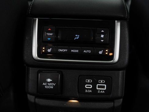 Used 2024 Subaru Ascent Touring AWD/4WD image 17