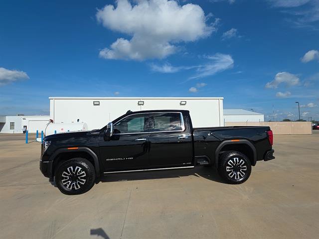 Used 2025 GMC Sierra 2500 Denali Ultimate AWD/4WD image 5