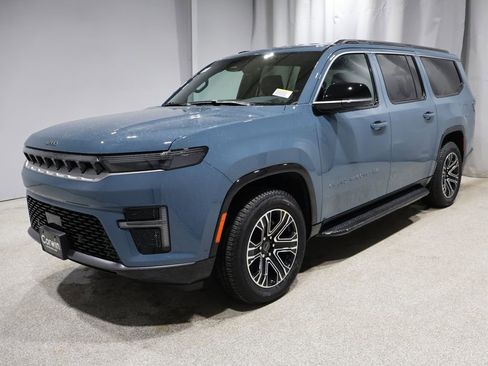 New 2026 Jeep Grand Wagoneer L 4WD image 3