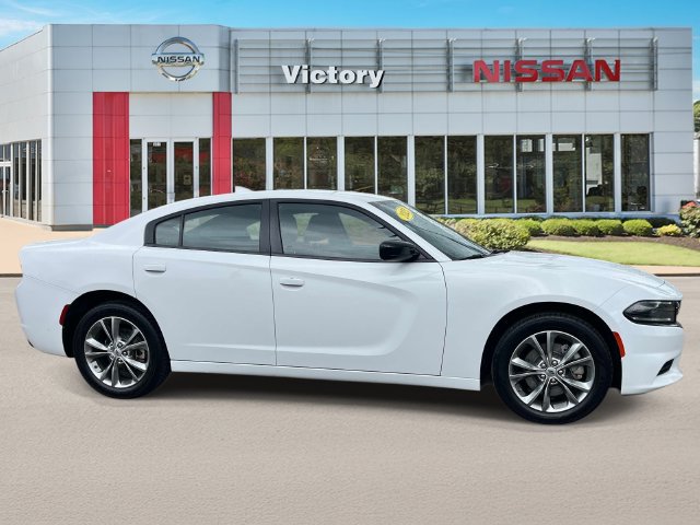 Used 2023 Dodge Charger SXT w/ Cold Weather Package AWD/4WD image 2