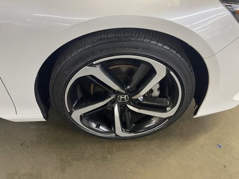 Used 2022 Honda Accord Sport Special Edition image 11