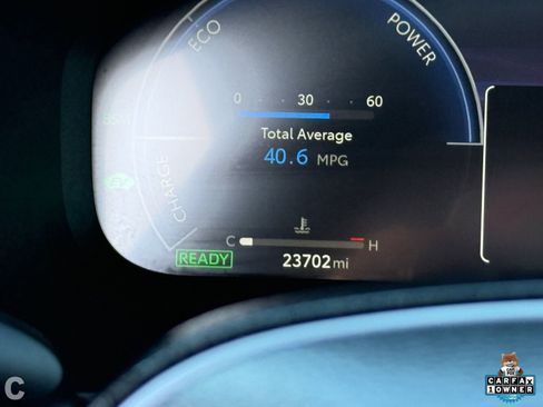 Used 2024 Toyota RAV4 XSE w/ Advanced Technology Package image 29