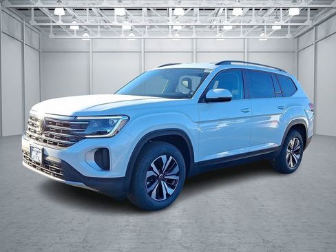 New 2026 Volkswagen Atlas SE image 2