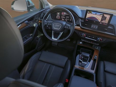 Used 2023 Audi Q5 2.0T Prestige image 28