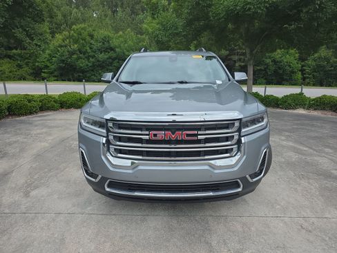 Used 2023 GMC Acadia SLT w/ Preferred Package FWD image 10