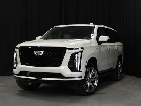 Used 2025 Cadillac Escalade Sport Platinum AWD/4WD image 1