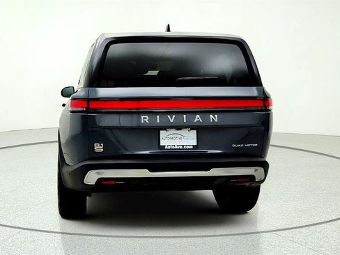 Used 2023 Rivian R1S Adventure AWD/4WD image 6