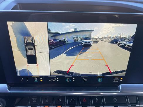 Used 2024 Chevrolet Silverado 3500 LTZ w/ LTZ Plus Package image 14