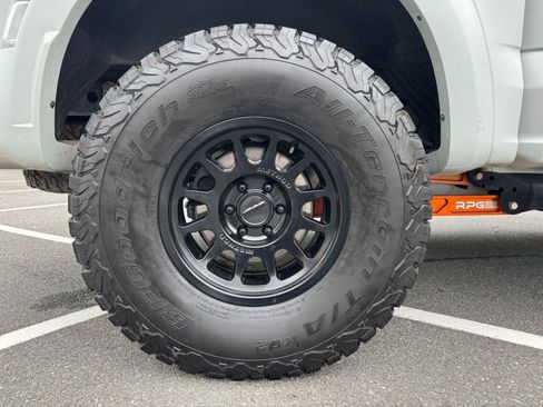 Used 2023 Ford F150 Raptor w/ Equipment Group 802A Raptor R AWD/4WD image 76