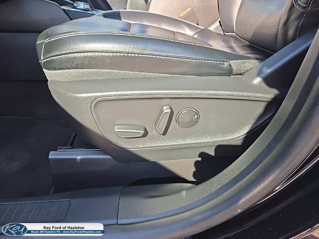 Used 2024 Ford Escape Platinum AWD/4WD image 39
