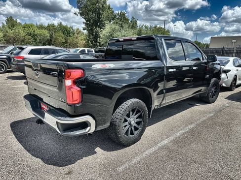 Used 2021 Chevrolet Silverado 1500 LTZ AWD/4WD image 11