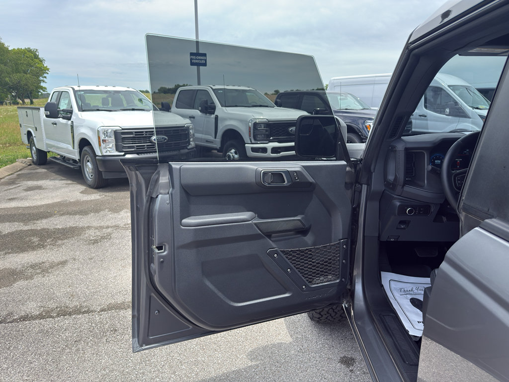 Certified 2025 Ford Bronco Big Bend w/ Black Appearance Package AWD/4WD image 22