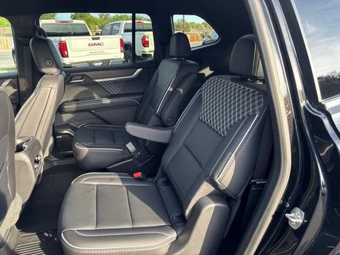 Used 2026 GMC Acadia Denali w/ Super Cruise Package AWD/4WD image 17