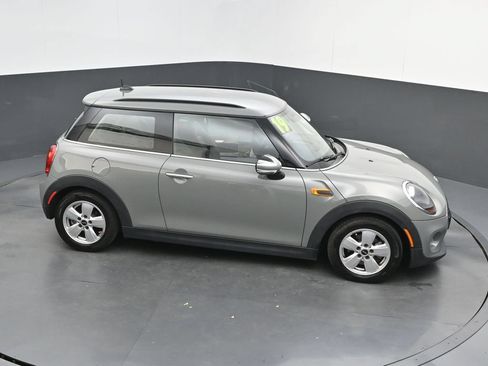 Used 2019 MINI Cooper 2-Door Hardtop FWD image 33