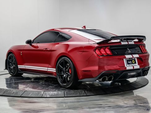 Used 2021 Ford Mustang Shelby GT500 w/ Carbon Fiber Handling Package RWD image 12