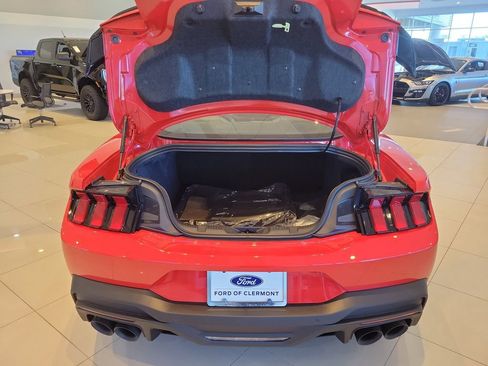 New 2026 Ford Mustang Dark Horse image 8