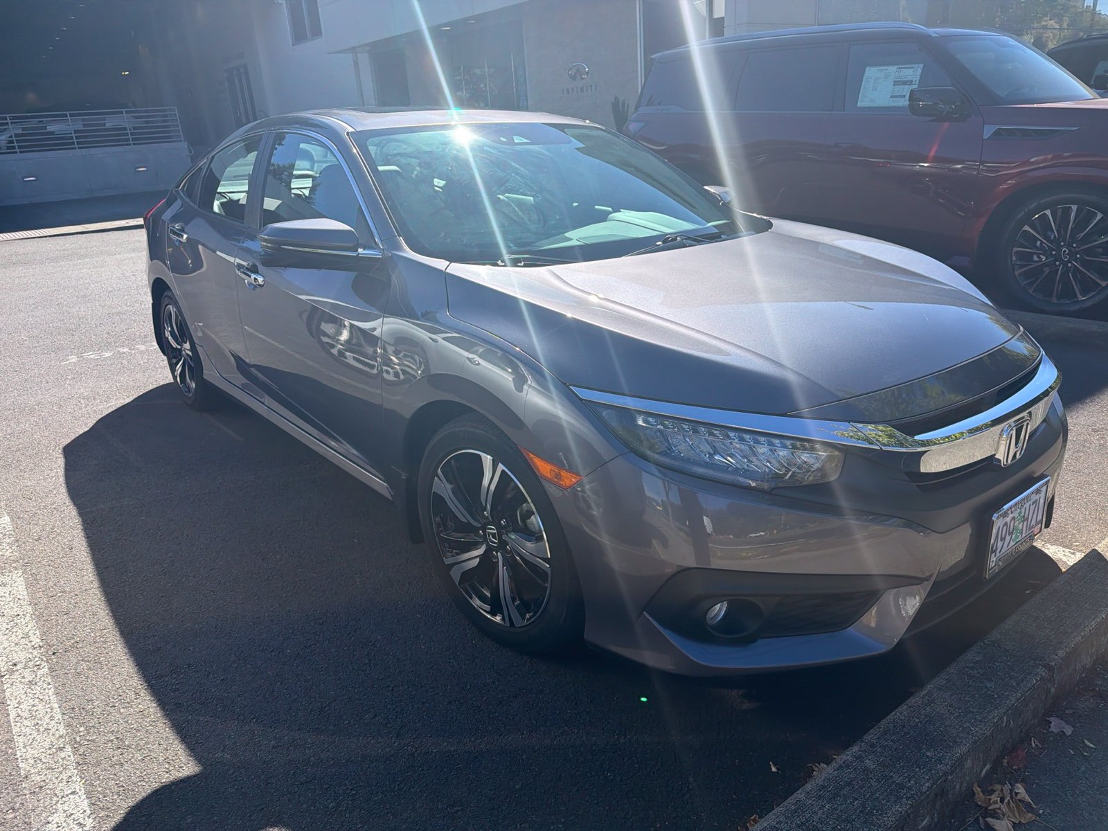 Used 2016 Honda Civic Touring image 3