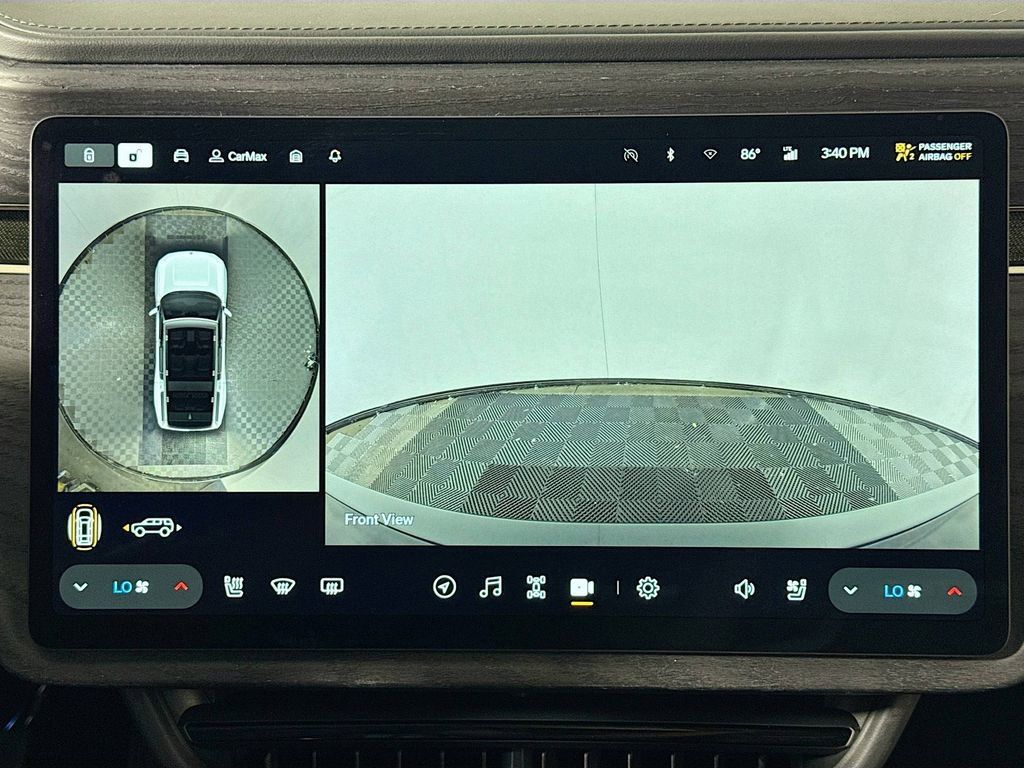 Used 2025 Rivian R1S Adventure Dual AWD/4WD image 13