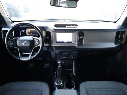 Used 2022 Ford Bronco Outer Banks image 14