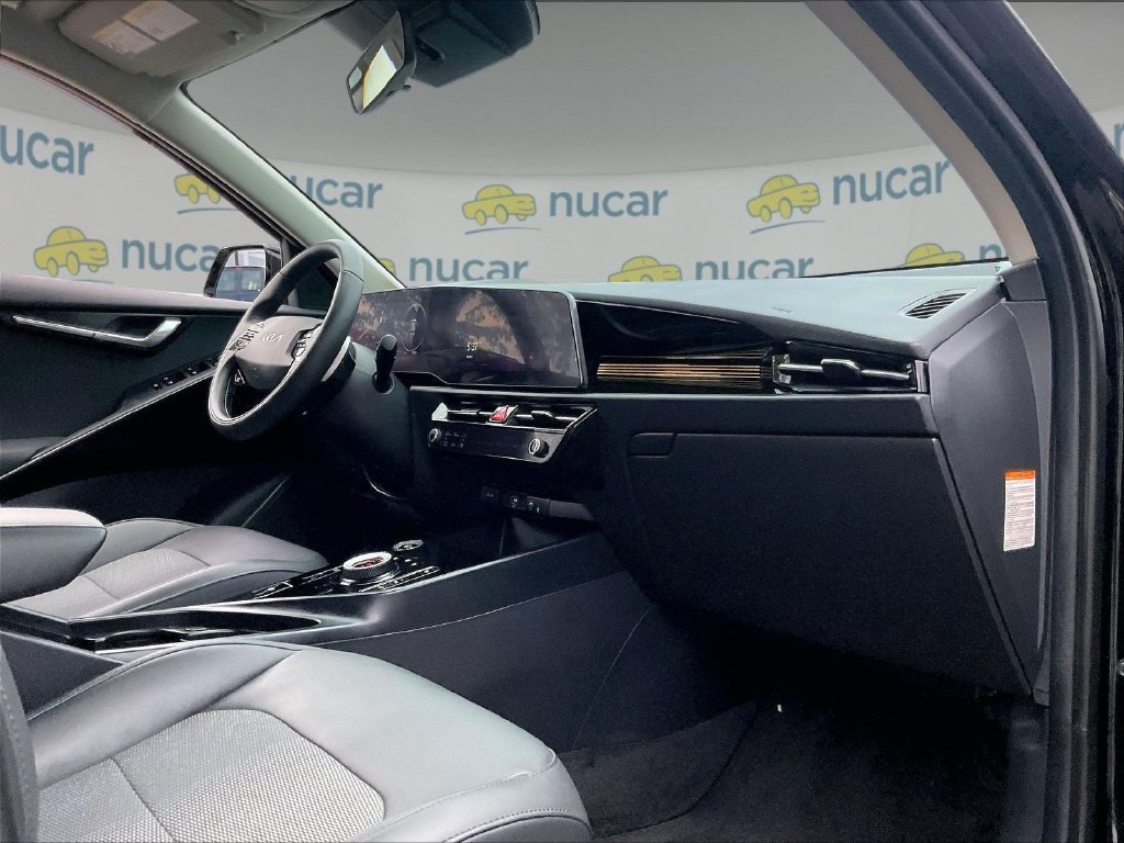 Used 2025 Kia Niro Wind w/ Wind Preserve Package FWD image 14