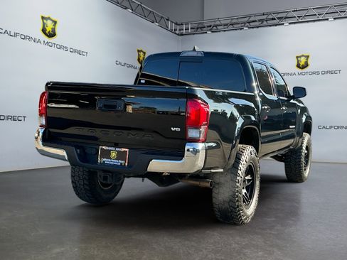 Used 2021 Toyota Tacoma SR5 image 3