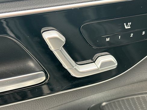 Used 2022 Mercedes-Benz C 300 Sedan image 16