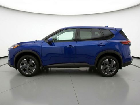 Used 2025 Nissan Rogue SV FWD image 5