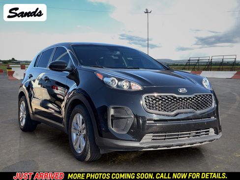 Used 2018 Kia Sportage LX FWD image 1