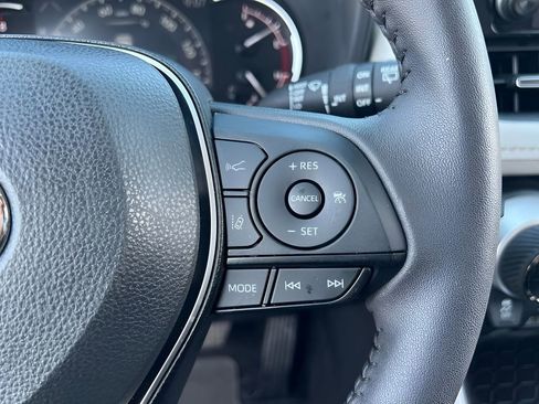 Used 2024 Toyota RAV4 XLE Premium image 22