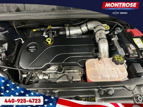 Used 2022 Chevrolet Trax LT w/ LT Convenience Package image 32