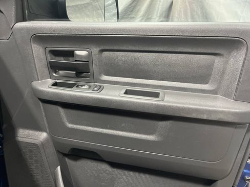 Used 2011 RAM 2500 ST w/ ST Popular Equipment Group AWD/4WD image 13