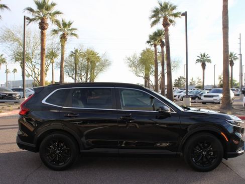 Used 2025 Honda CR-V Sport-L image 5