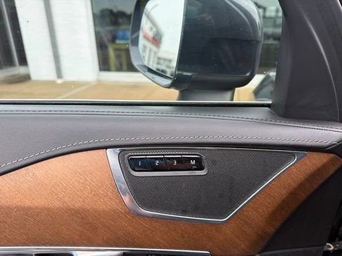 Used 2017 Volvo XC90 T6 Inscription w/ Vision Package AWD/4WD image 9
