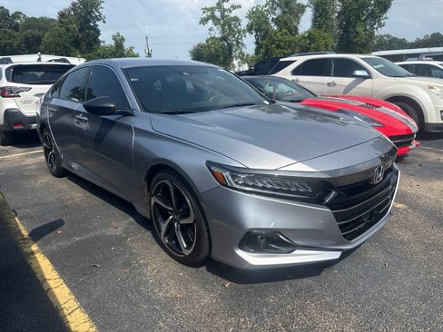Used 2021 Honda Accord Sport image 3