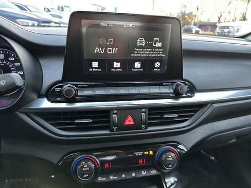 Used 2019 Kia Forte S w/ S Premium Package image 21