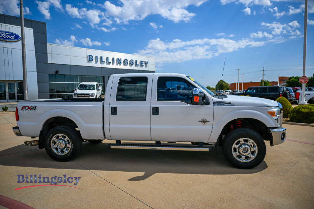 Used 2016 Ford F250 XLT w/ XLT Premium Package AWD/4WD image 8