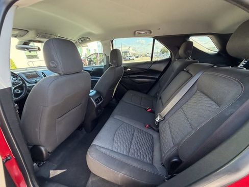 Used 2019 Chevrolet Equinox LT FWD image 12