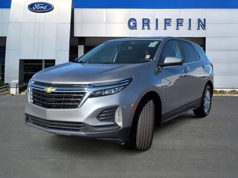 Used 2024 Chevrolet Equinox LT AWD/4WD image 11