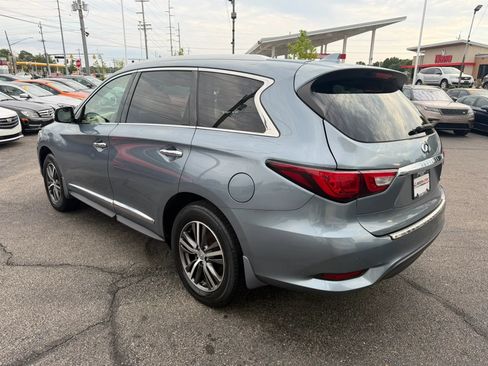 Used 2017 INFINITI QX60 Luxe w/ Premium Plus Package AWD/4WD image 3