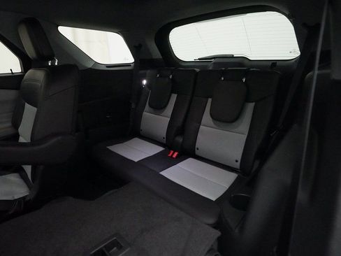 Used 2023 Ford Explorer XLT w/ Equipment Group 202A image 17