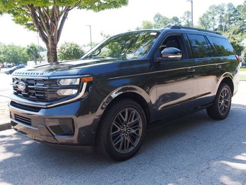Certified 2025 Ford Expedition Platinum w/ Stealth Performance Package AWD/4WD image 3