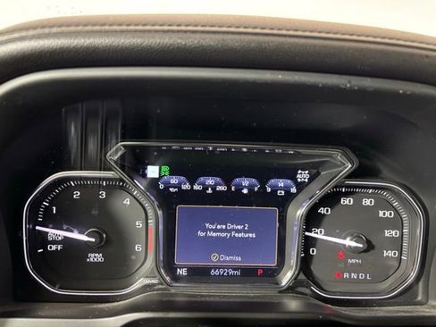 Used 2021 GMC Sierra 1500 AT4 w/ AT4 Premium Package image 14