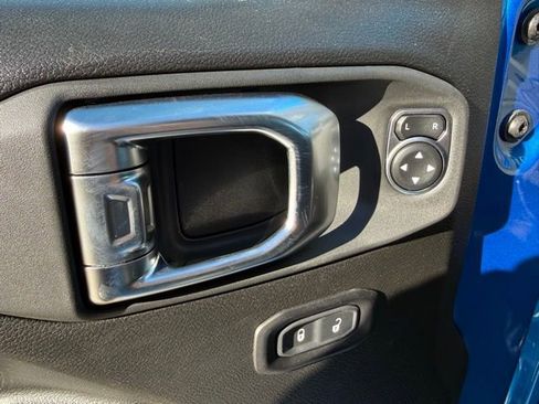 New 2025 Jeep Wrangler Unlimited Rubicon w/ Steel Bumper Group image 12