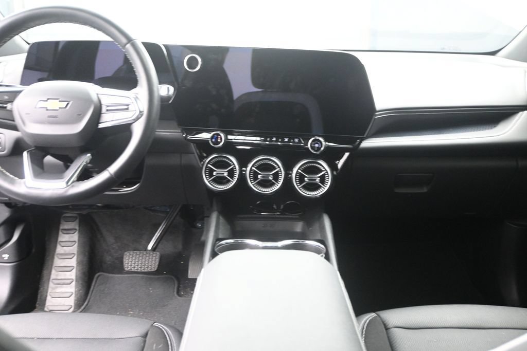 Used 2024 Chevrolet Blazer EV LT AWD/4WD image 12
