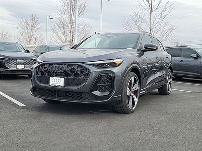 New 2025 Audi SQ5 Premium Plus